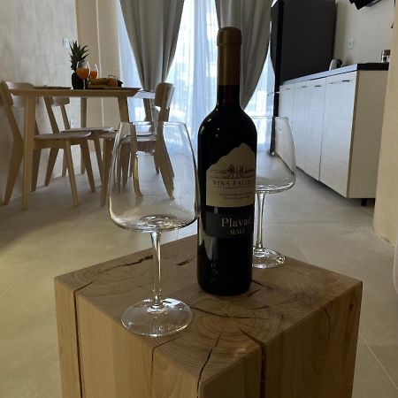 Cozy Apartment Matijas With Private Parking And Terrace Spalato Esterno foto