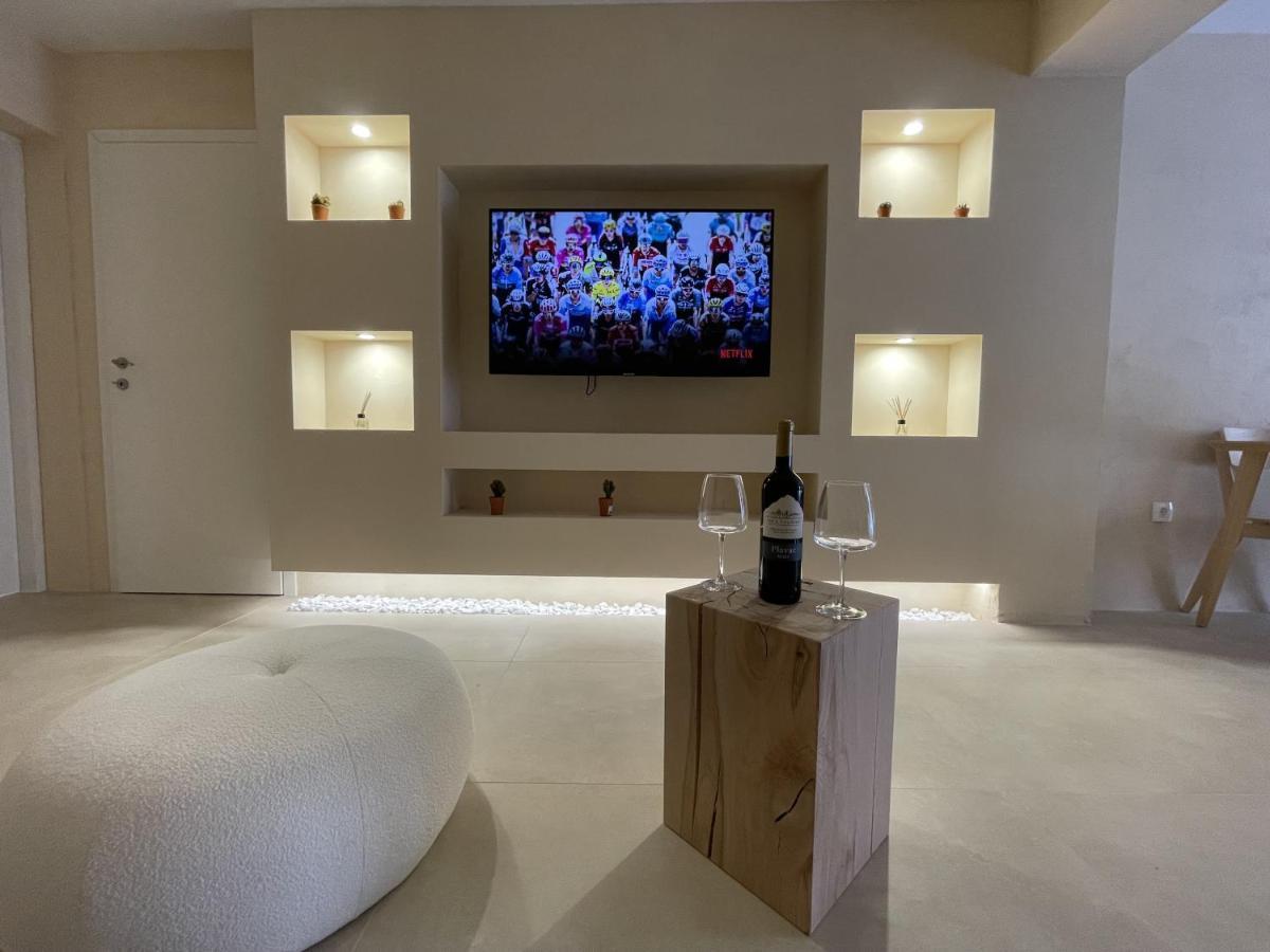 Cozy Apartment Matijas With Private Parking And Terrace Spalato Esterno foto