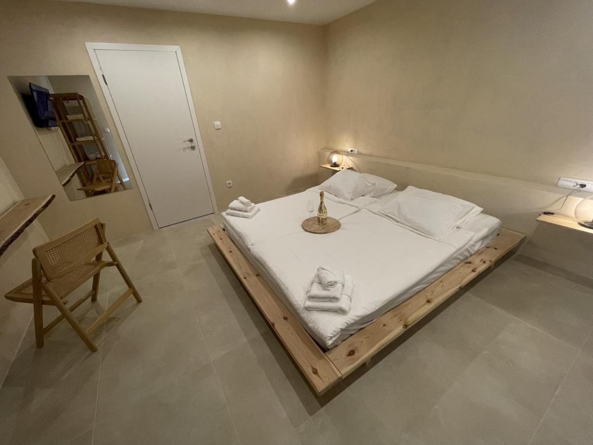 Cozy Apartment Matijas With Private Parking And Terrace Spalato Esterno foto