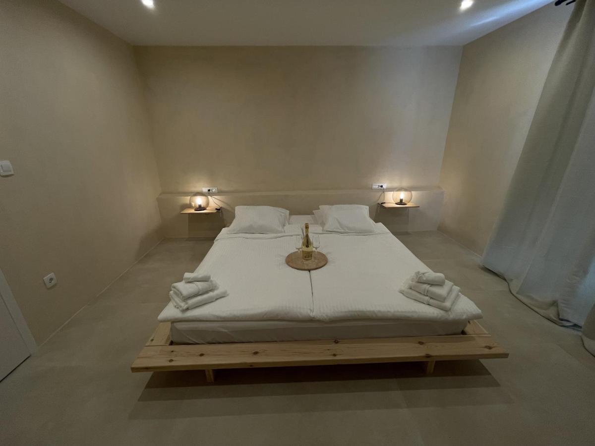Cozy Apartment Matijas With Private Parking And Terrace Spalato Esterno foto